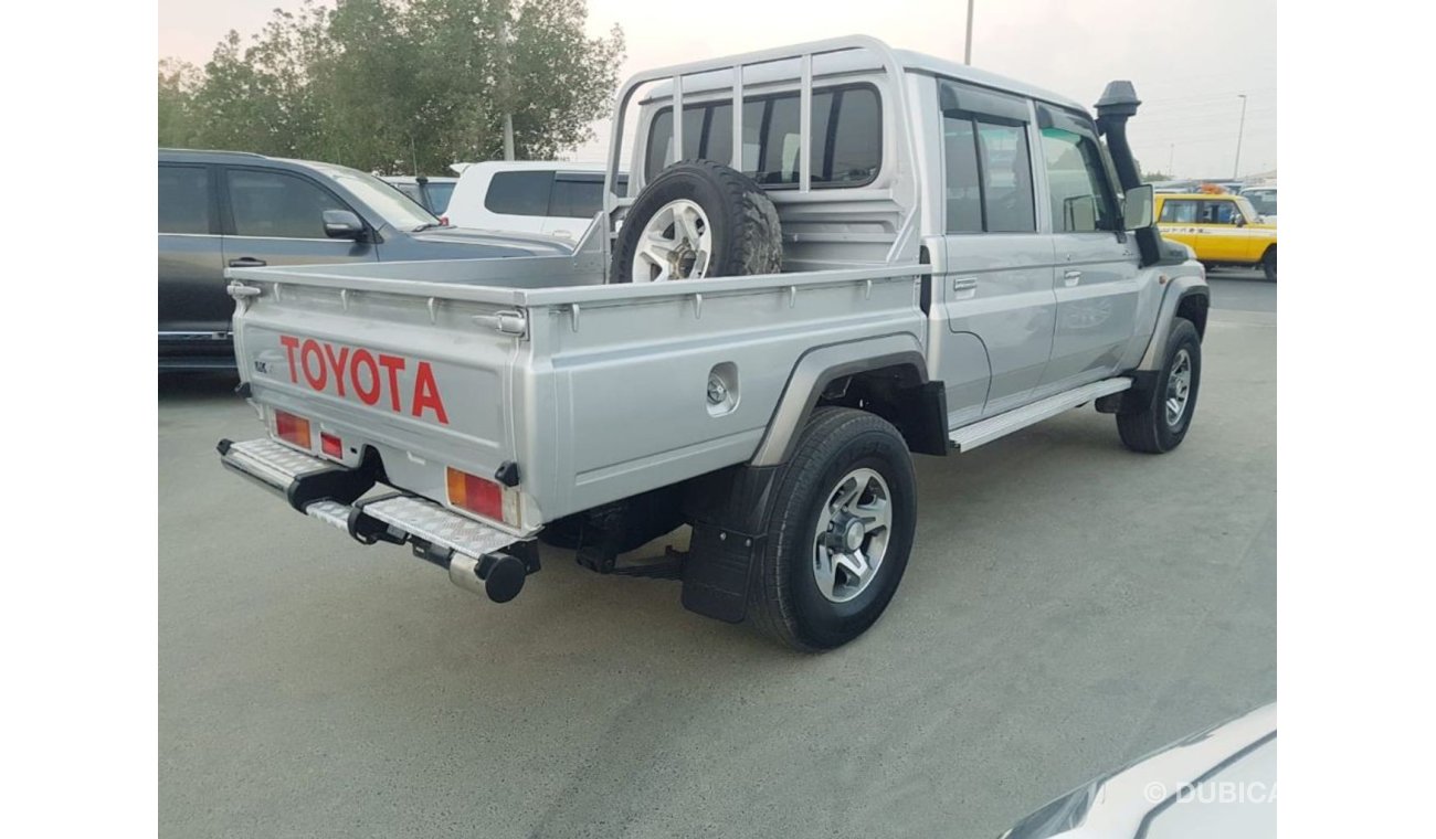 Toyota Land Cruiser Pick Up