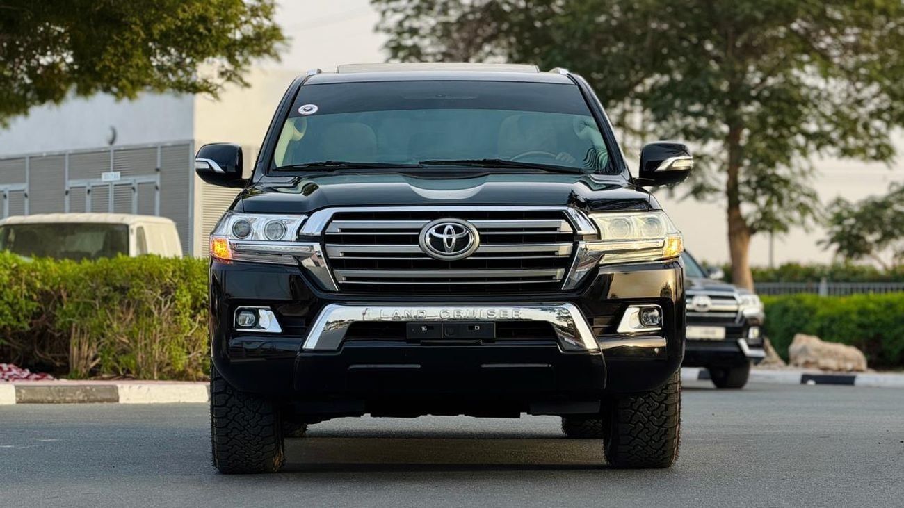 تويوتا لاند كروزر -