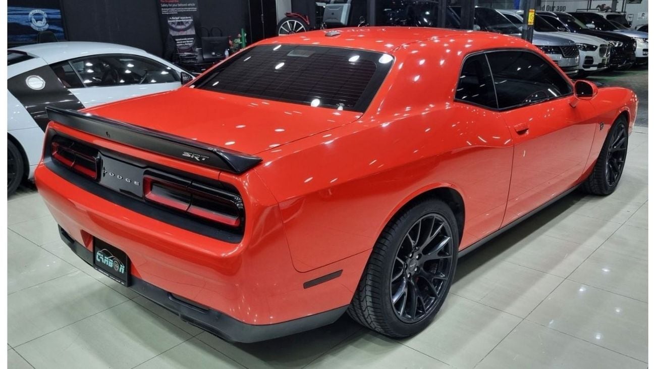 Dodge Challenger SRT Hellcat DODGE CHALLENGER HELLCAT 707HP 2016 GCC IN IMMACULATE CONDITION FULL SERVICE HISTORY FRO