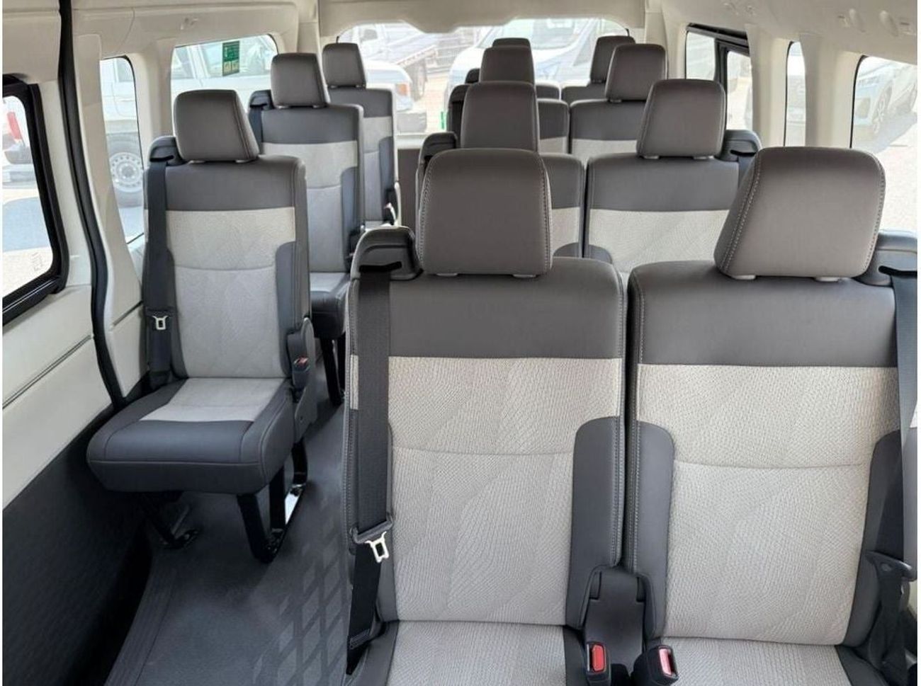 تويوتا هاياس EXPORT ONLY - 3.5L HIACE 2025 GL MT