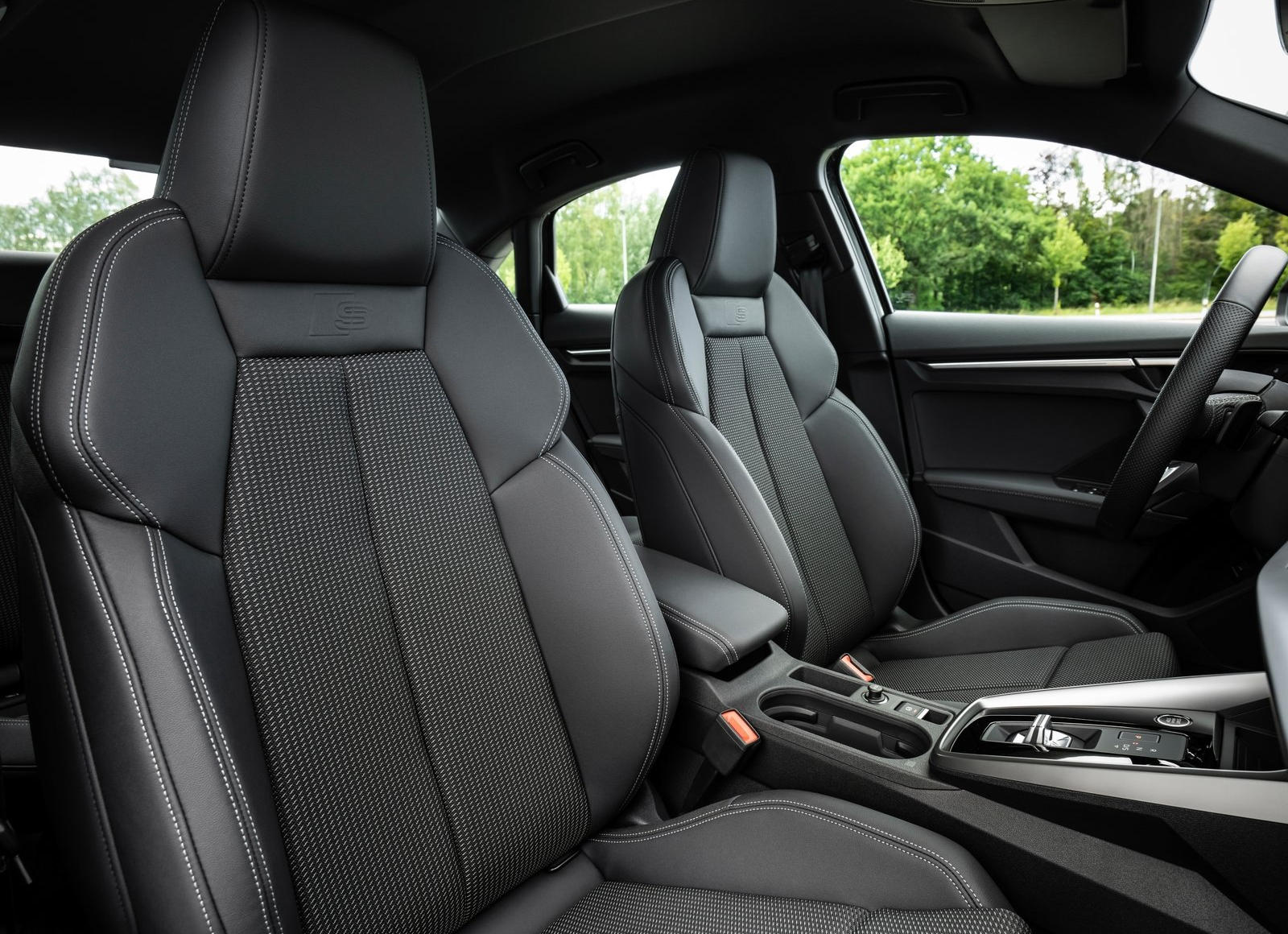 أودي RS3 interior - Seats