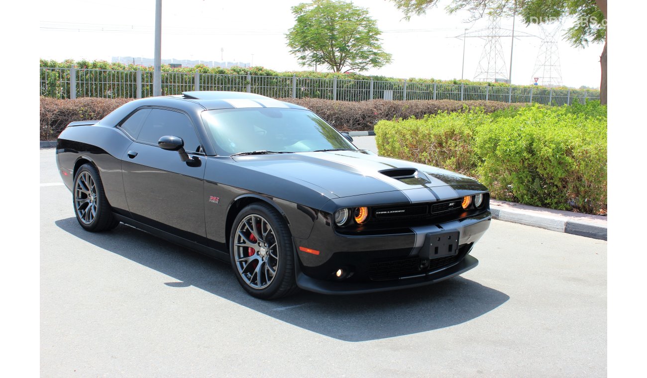 Dodge Challenger 2016/ SRT/ 6.4 / 392/ GCC/ Full service history warranty to 2021 from Trading Enterprises