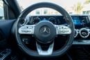 Mercedes-Benz GLA 200 Premium 1.4L