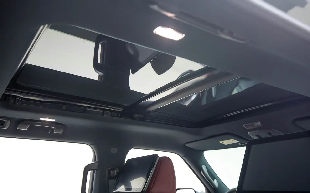 نيسان باترول LE Platinum - GCC Spec - With Warranty