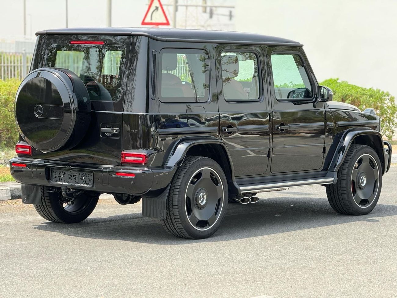 Mercedes-Benz G 63 AMG GCC SPEC UNDER WARRANTY AND SERVICE