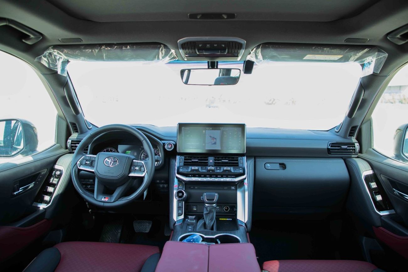 تويوتا لاند كروزر 2023 تويوتا لاند كروزر 3.5 لتر GR-Sport بدون ACC (OE-R) - أسود من الداخل أسود وأحمر