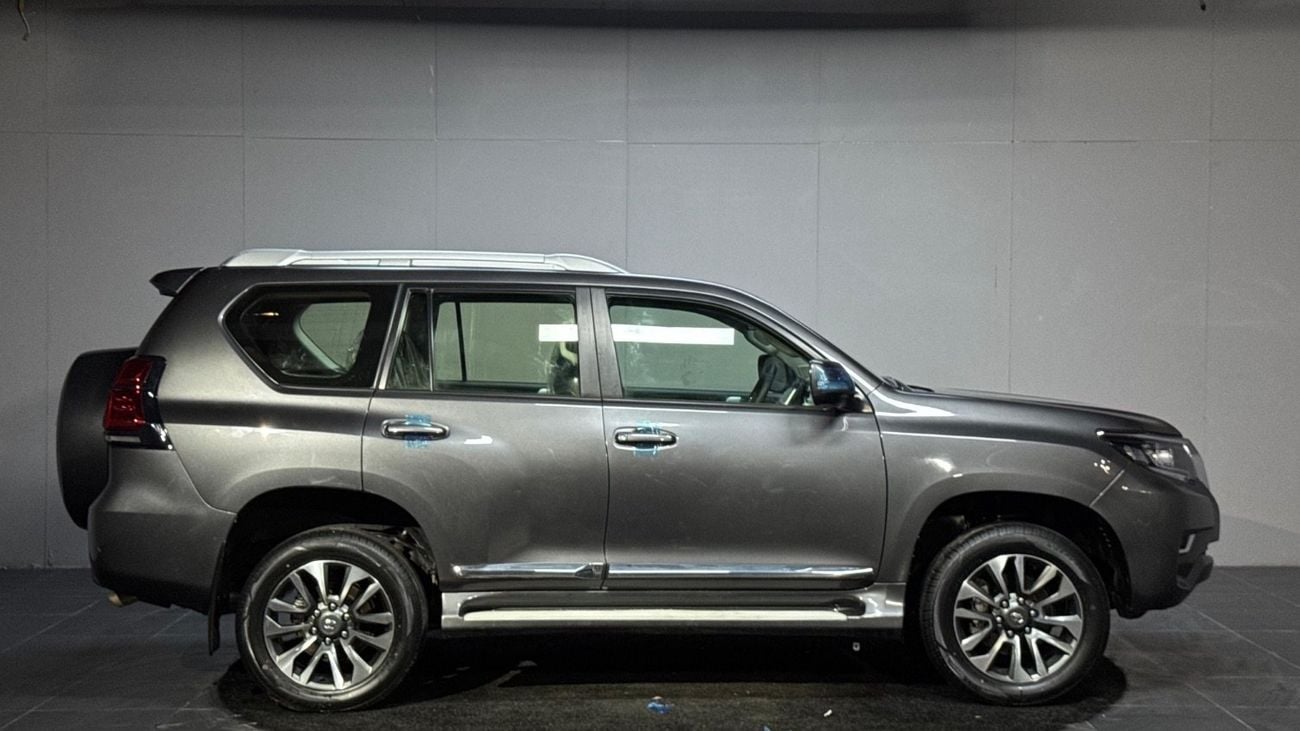 Toyota Prado 2023 Model RHD Diesel Engine Full Option Car is Very clean and Perfect condition