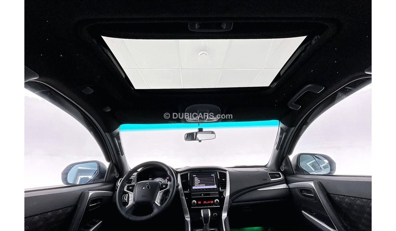 Mitsubishi Montero Signature