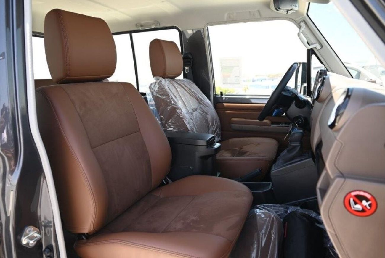 تويوتا لاند كروزر 70 4.0L LAND CRUISER 70 HARD TOP 3DR 2024