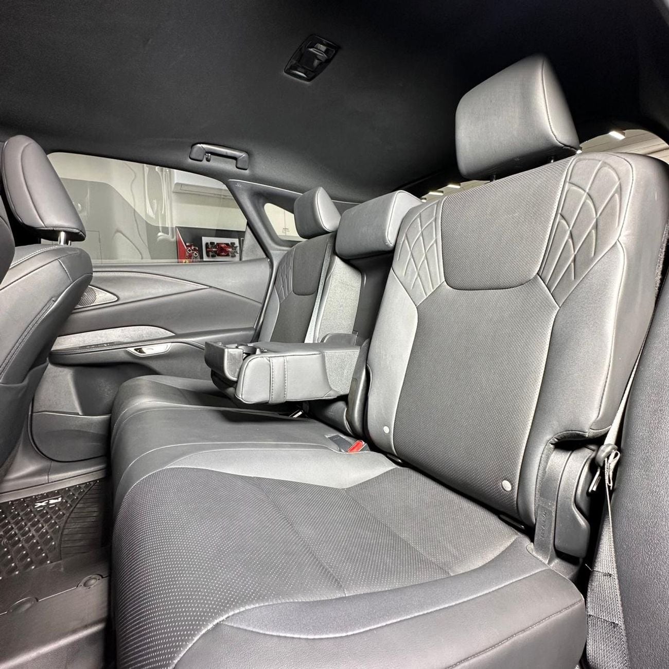 Lexus RX350h 2.5L hybrid