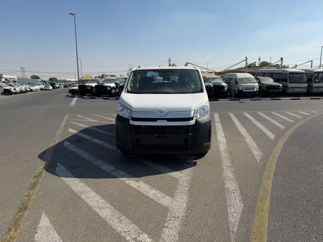 Toyota Hiace GL Hiace cargo,automatic, 3.5L , 3seats