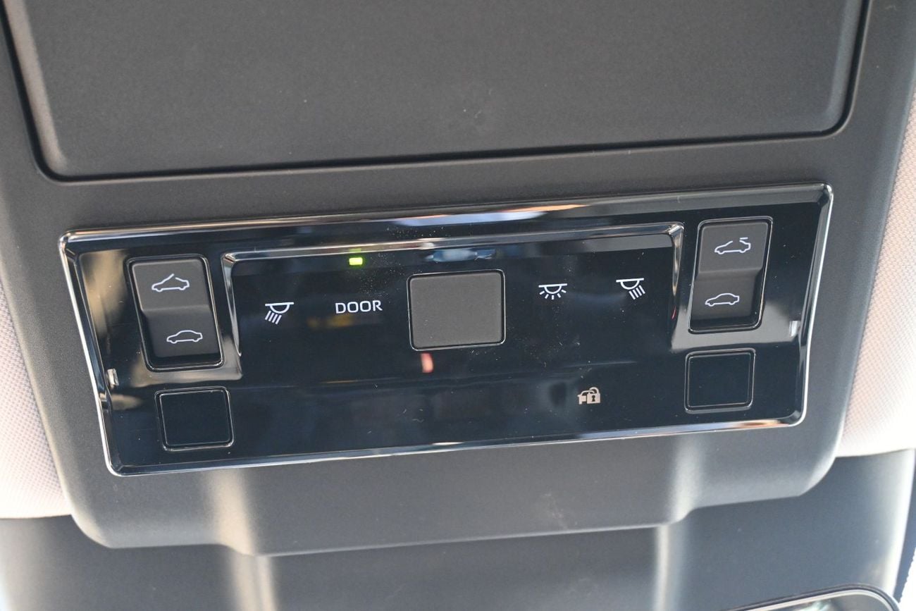 تويوتا راف ٤ Toyota RAV4 XLE 2.5L Hybrid AWD, Model 2026