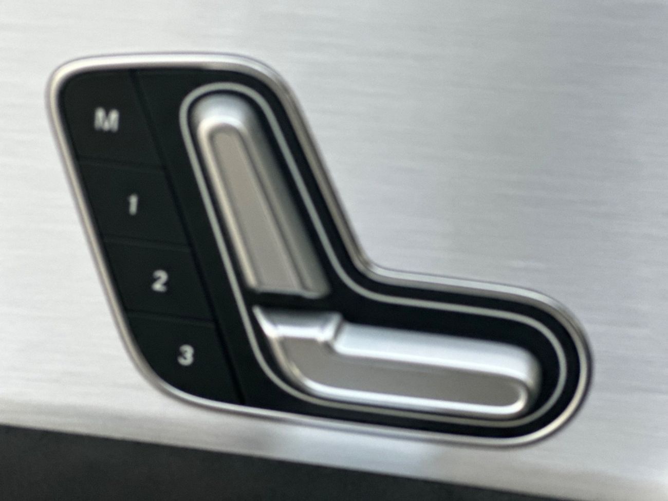 Mercedes-Benz A 200 Hatchback Std 2.0L MODEL 2021 GCC CAR PERFECT CONDITION INSIDE AND OUTSIDE FULL OPTION PANORAMIC ROO