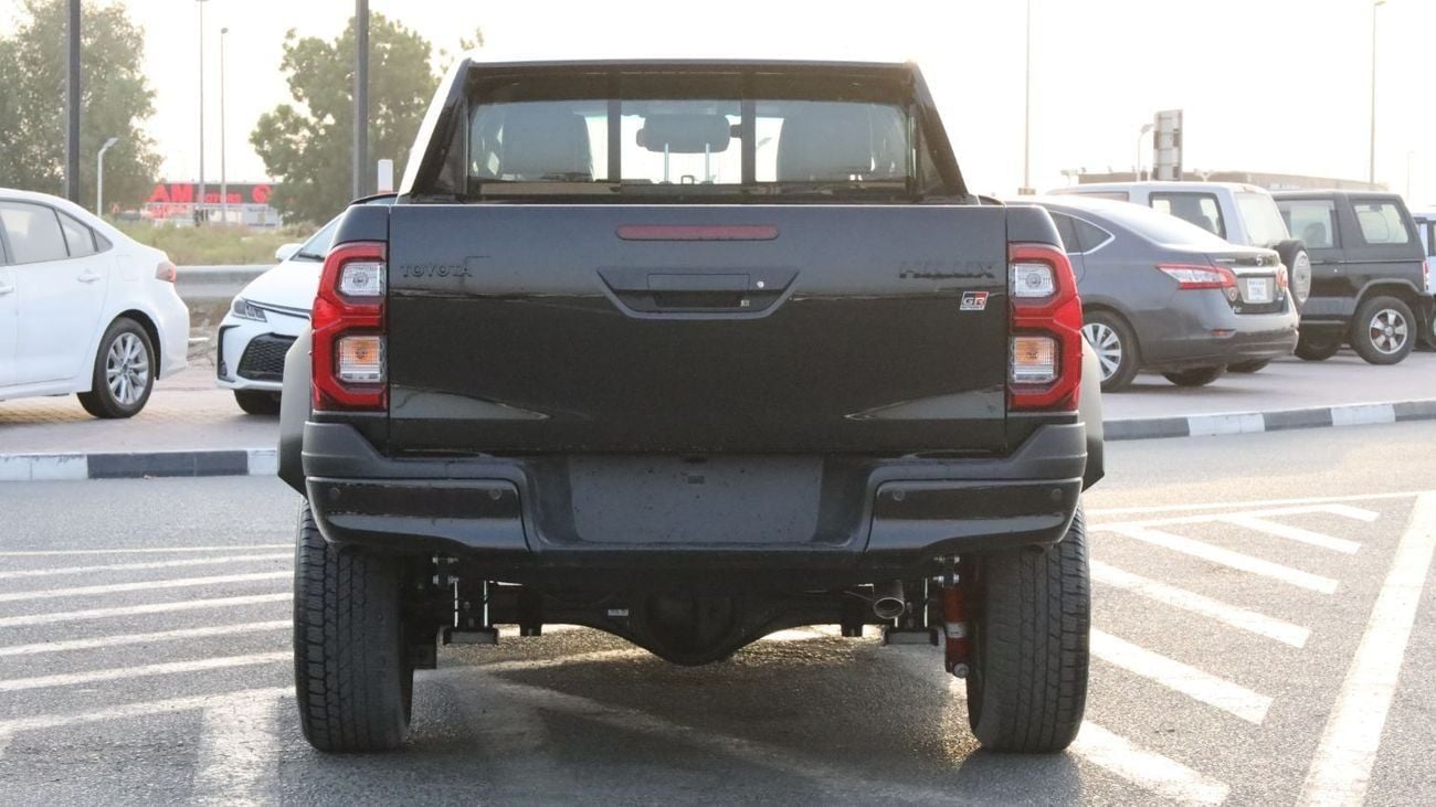 تويوتا هيلوكس GR Sport 4.0L