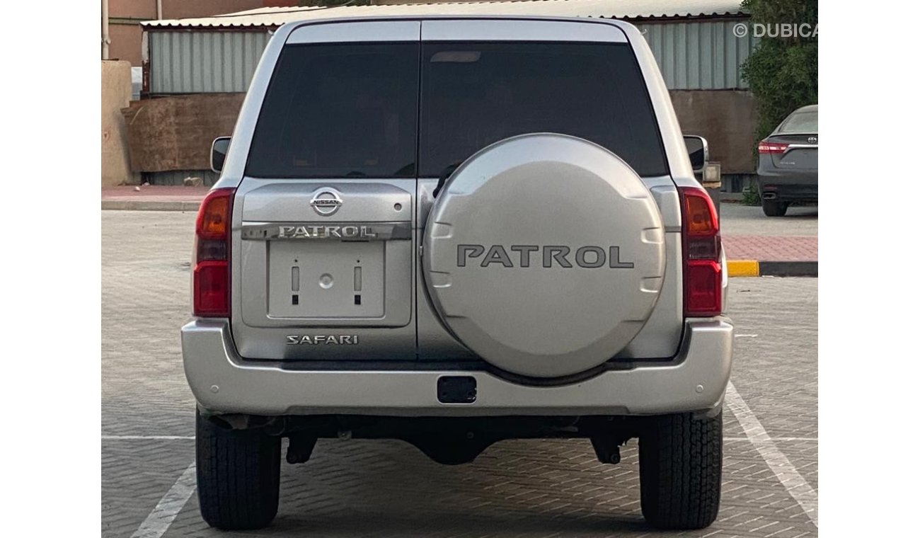 Nissan Patrol Safari