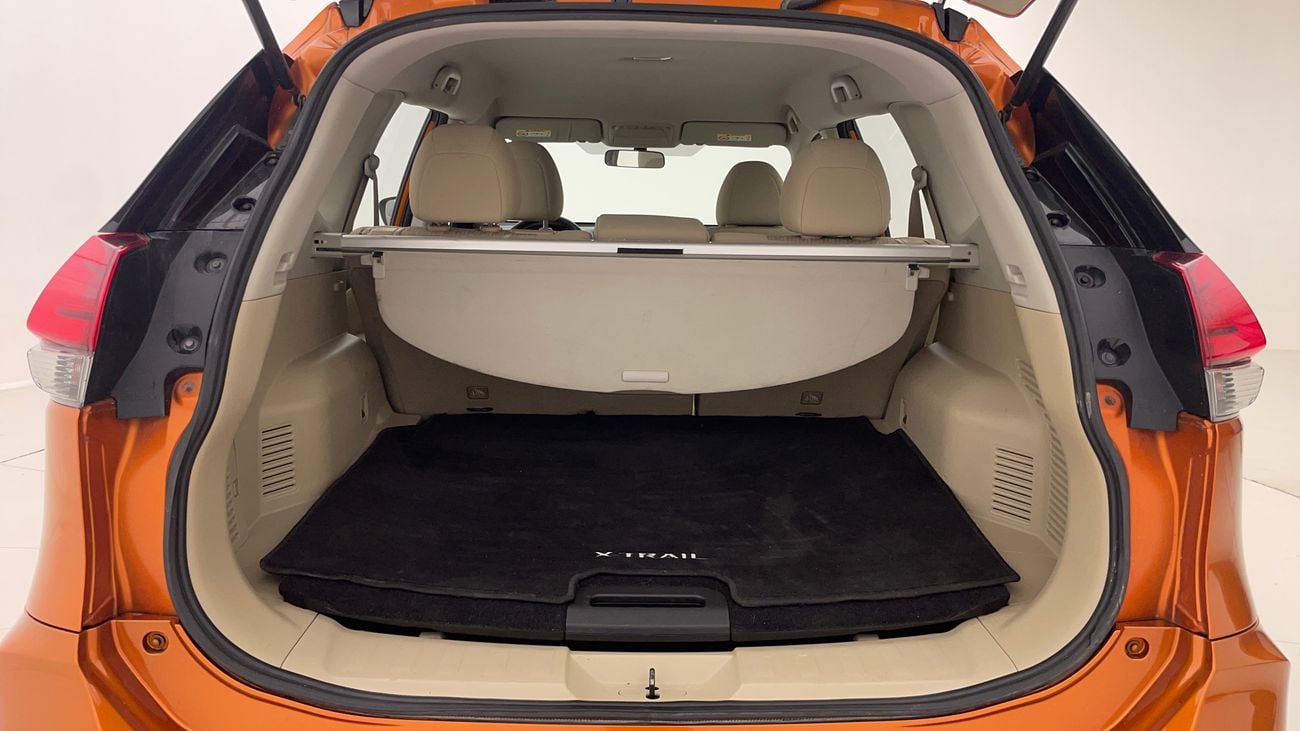 نيسان إكس تريل S 2.5 | بدون دفعة مقدمة | اختبار القيادة في المنزل
