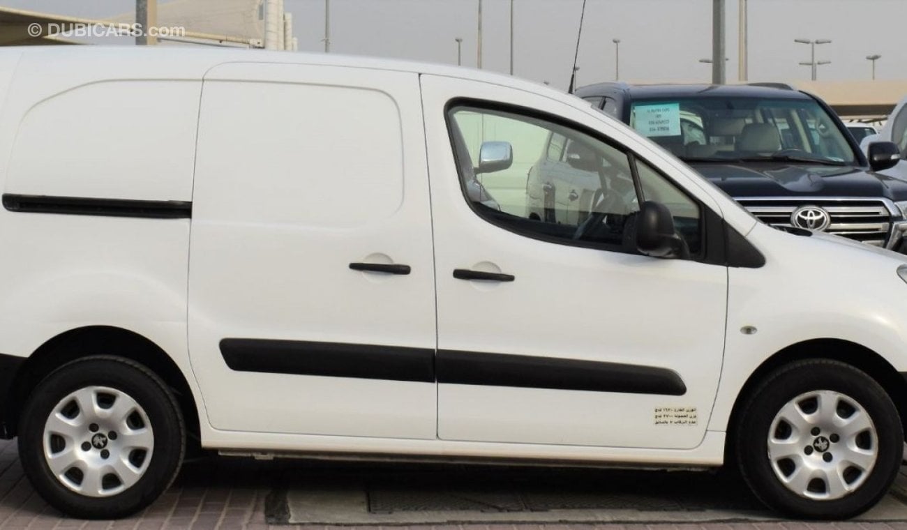 Peugeot Partner PEUGEOT PARTNER 2017 (VAN)