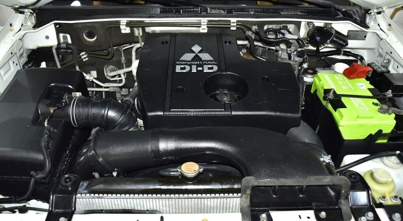 Mitsubishi Pajero GLS HIGHLINE TOP EXCELLENT DEAL for our Mitsubishi Pajero Di-D ( 2012 Model ) in White Color GCC