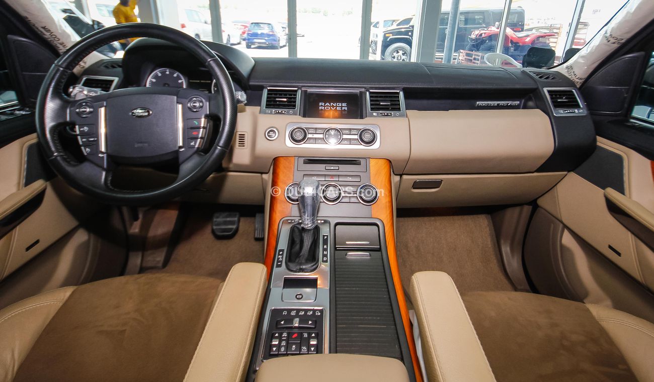 لاند روفر رينج روفر With HST Kit