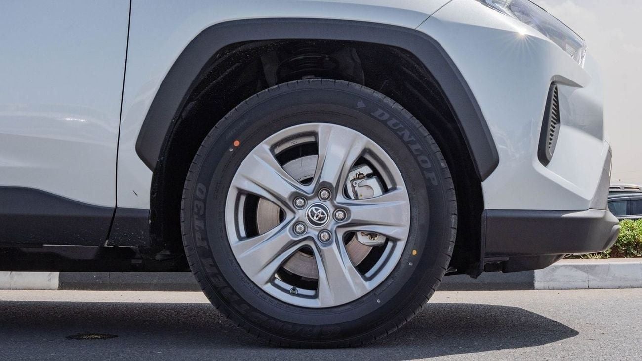 Toyota RAV4 2025 Toyota Rav4 LE 2.5L AT Petrol (White)