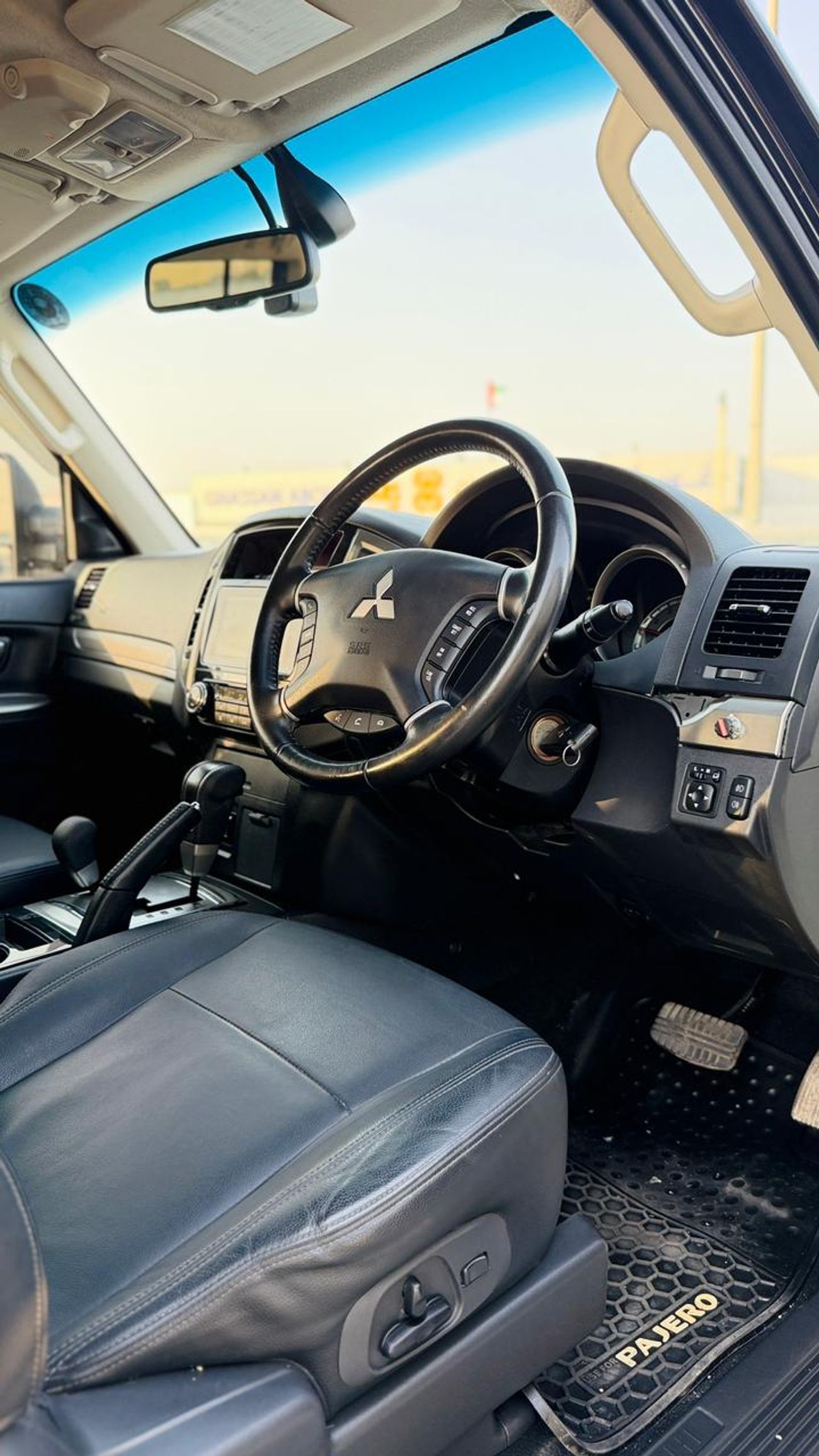 ميتسوبيشي باجيرو -