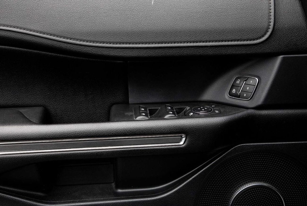 فورد إكسبيديشن XLT+ | 2,546 P.M  | 0% Downpayment | Perfect Condition!