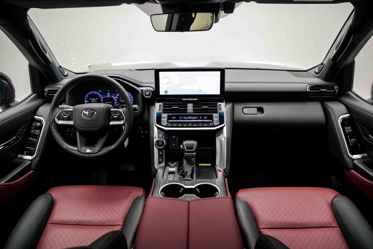 تويوتا لاند كروزر GRS 3.5L - Black Inside Maroon | Export Only