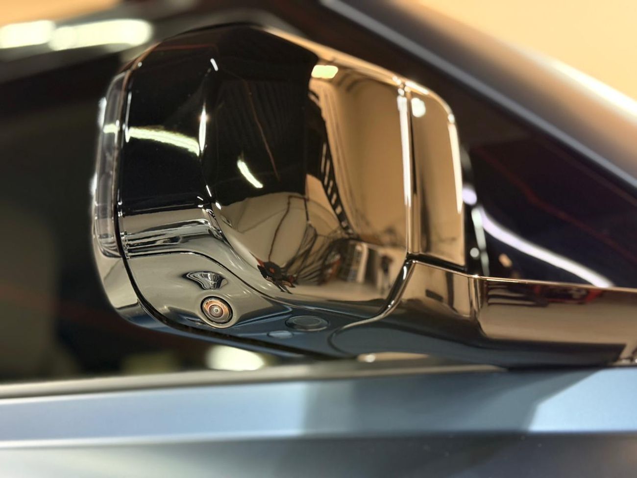 لاند روفر ديفندر 110 P635 OCTA V8 2026