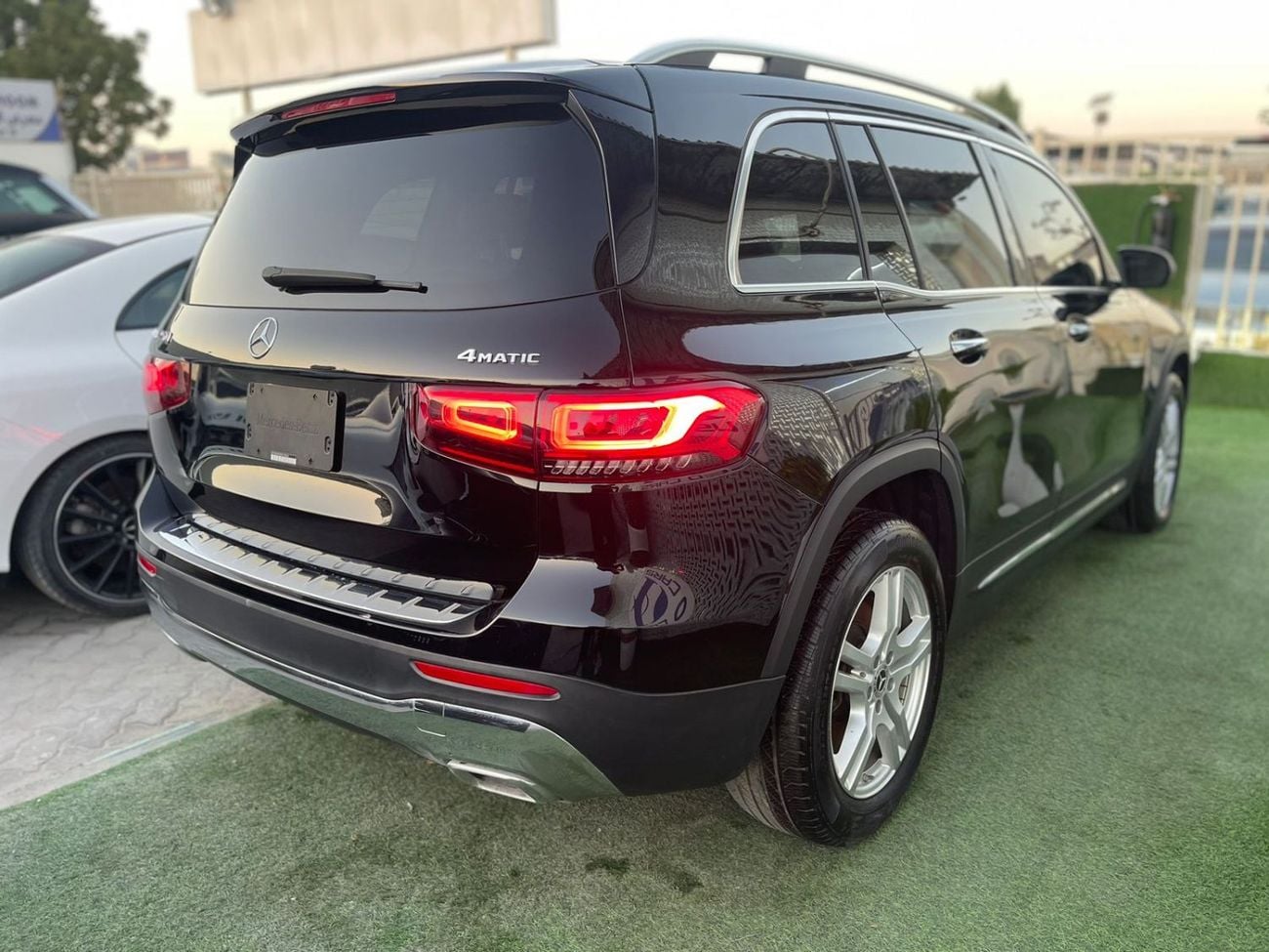 مرسيدس بنز GLB 250 4MATIC