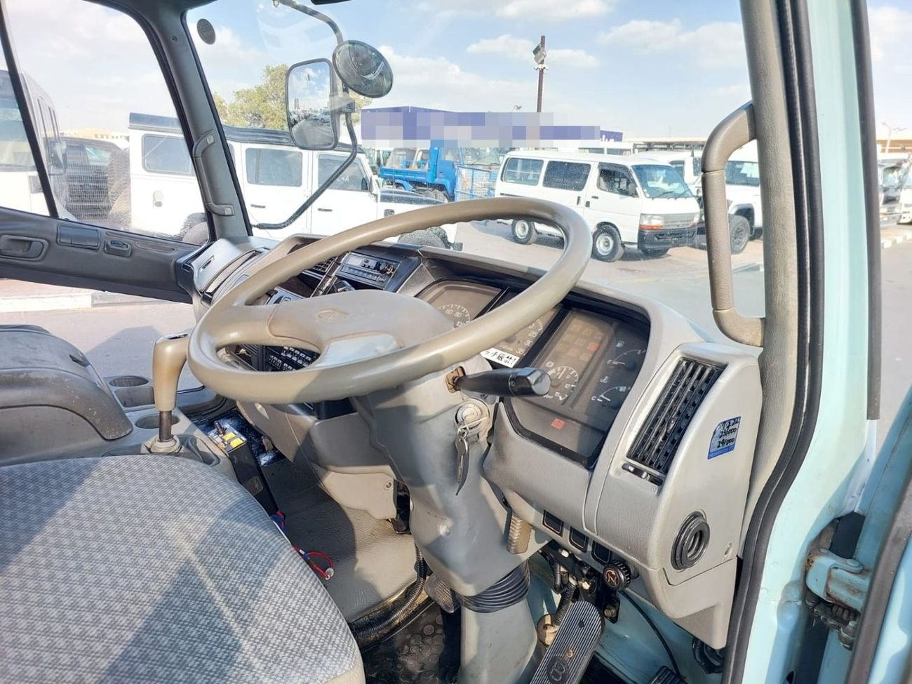 ميتسوبيشي فايتر MITSUBISHI FIGHTER 6D17 TRUCK RHD 1995 MODEL 8.2 L DIESEL MANUAL(PM21127)