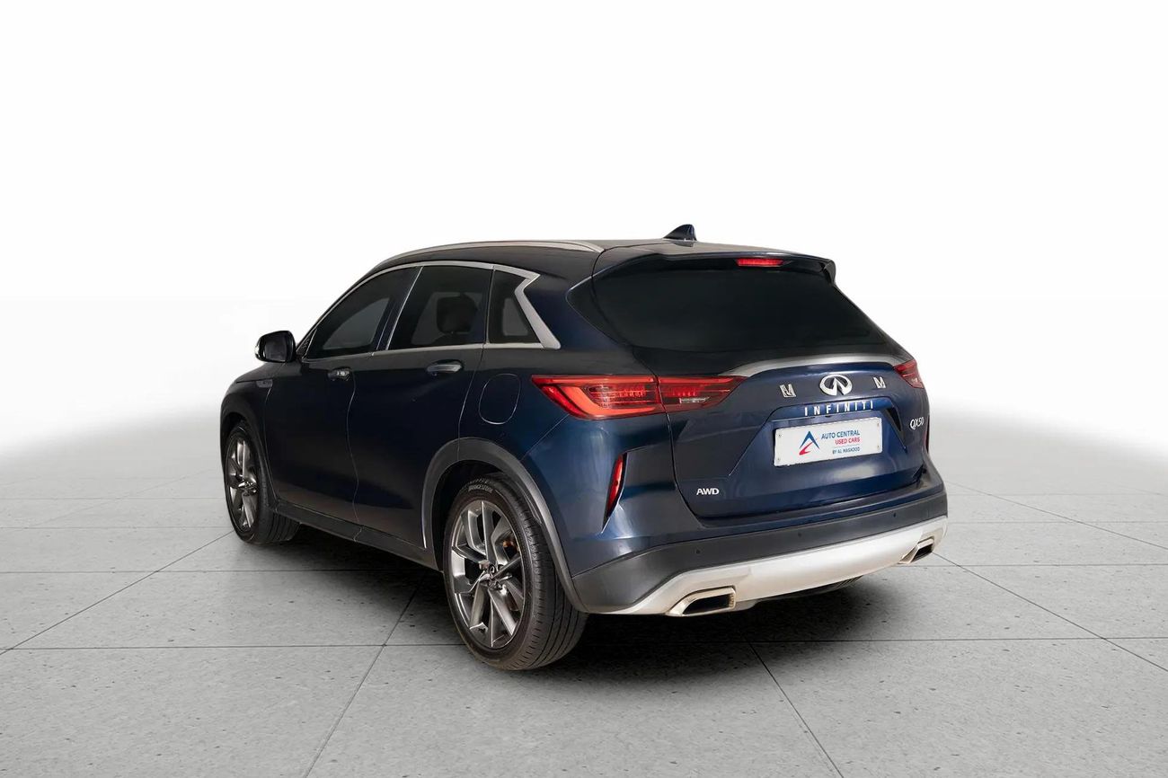 إنفينيتي QX50 LUXE 2.0