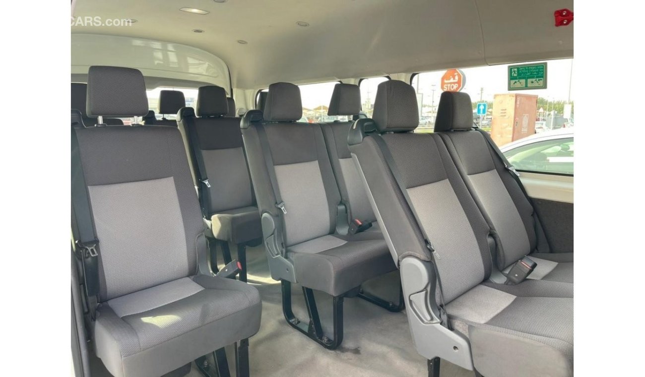 Toyota Hiace 2022 | 13 Seats | Highroof | Ref#338