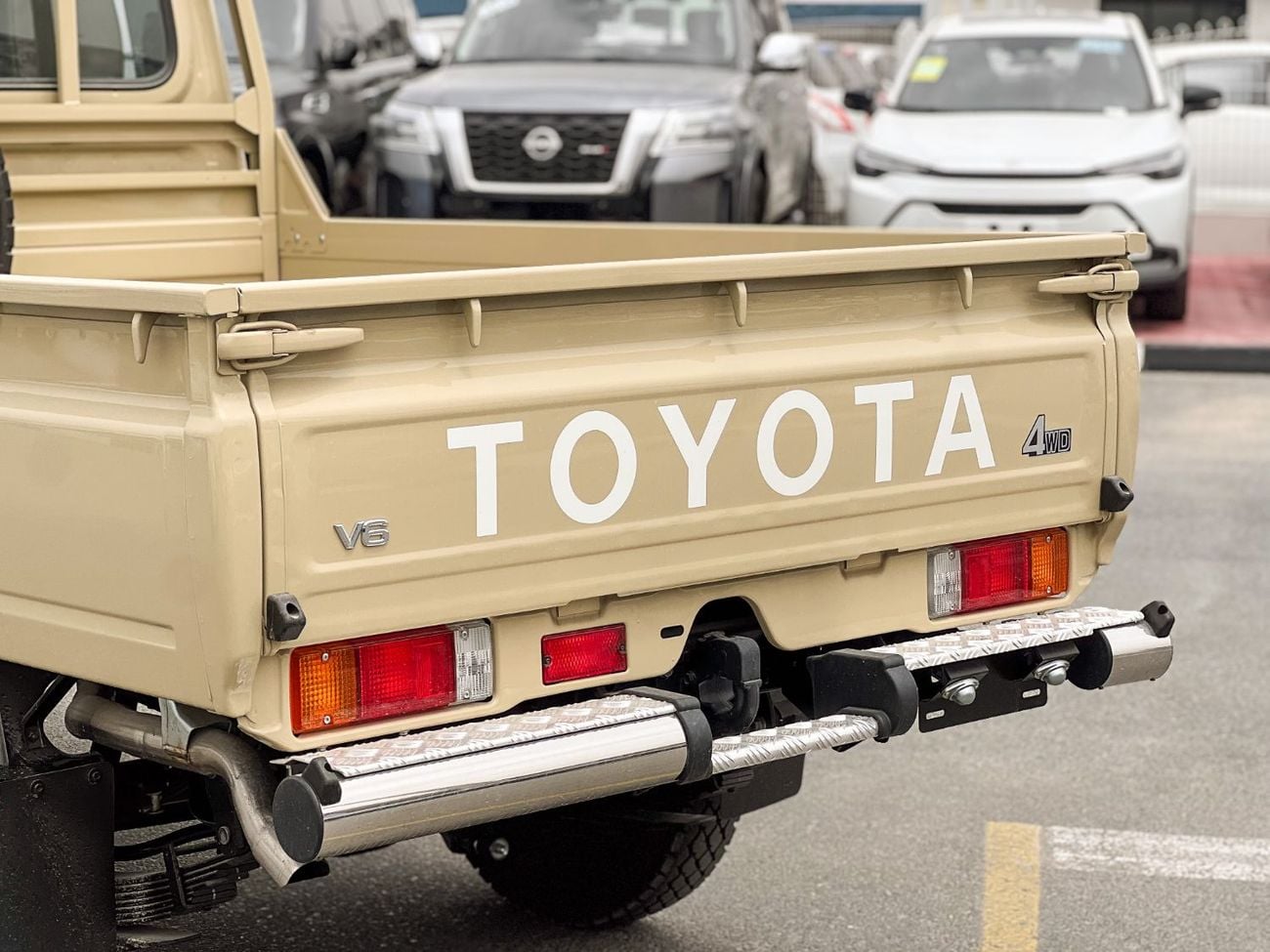 تويوتا لاند كروزر بيك آب EXPORT ONLY - Toyota LC79 SC STD 4.0L Petrol A/T