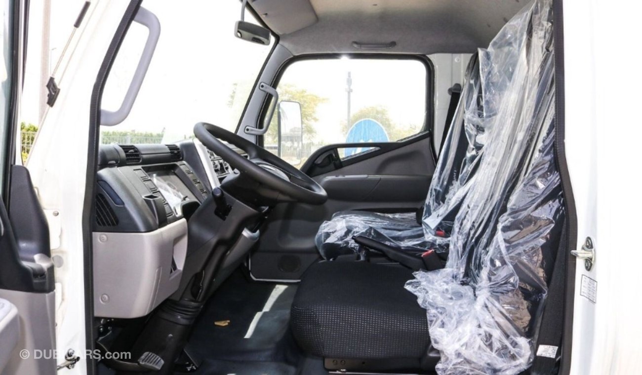 Mitsubishi Fuso Canter 2021 made in Japan 