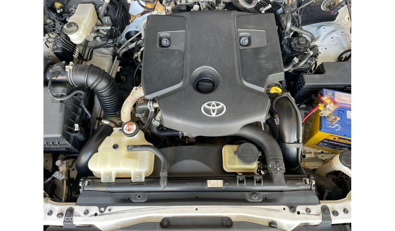 تويوتا هيلوكس Toyota  Hilux Pick up model 2018 Diesel SR5