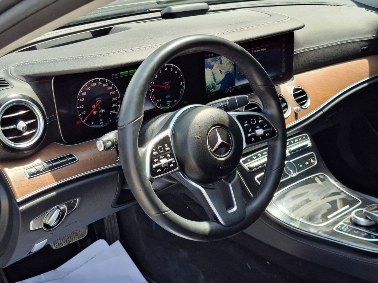 مرسيدس بنز E300 مرسيدس بنز E300e 2019