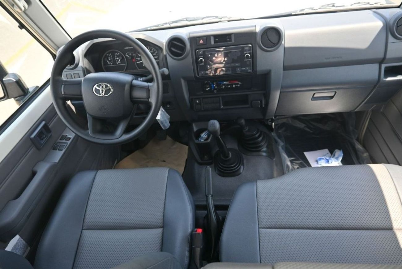 تويوتا لاند كروزر 70 تويوتا لاند كروزر هارد توب LC78 ديزل 4.2 لتر 2024