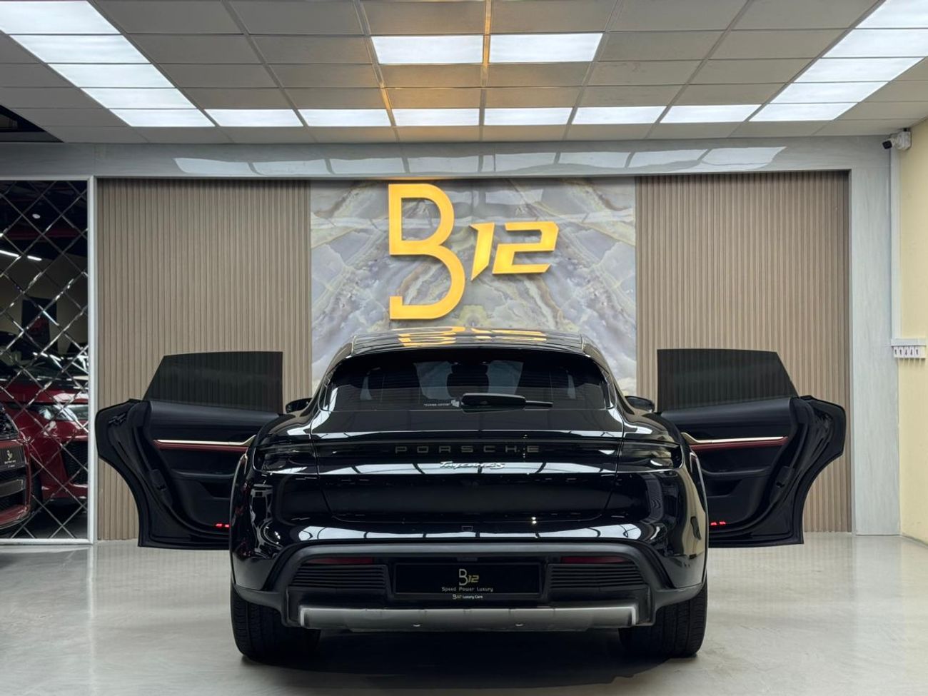 Porsche Taycan 4S Cross Tourismo