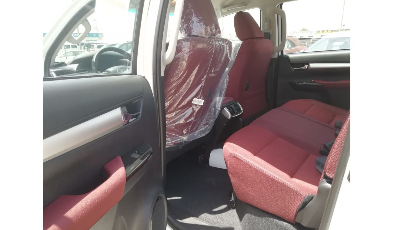 Toyota Hilux Double Cabin 4*4 AT 2.7 L Petrol Full Option 2019