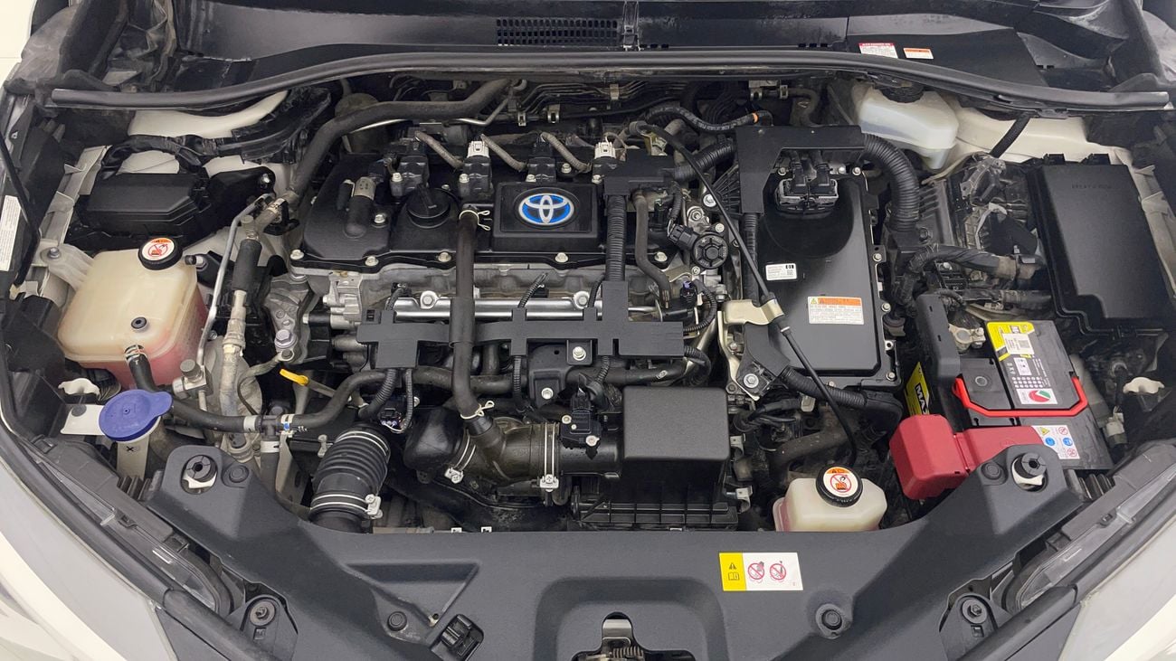 تويوتا CHR VX 1.8 | بدون دفعة مقدمة | اختبار القيادة في المنزل