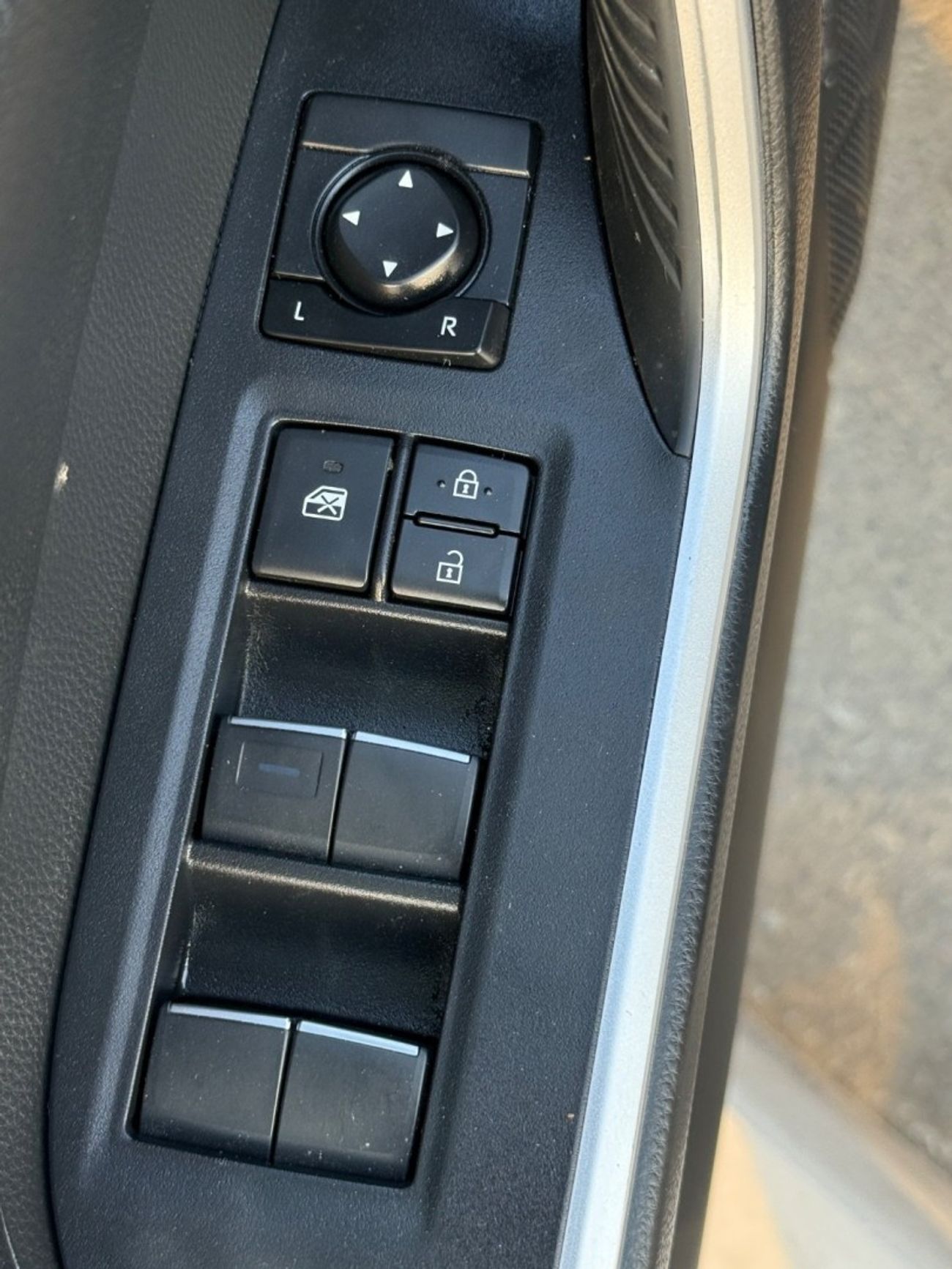 Toyota RAV4 RAV4 XSE Hybrid 4x4