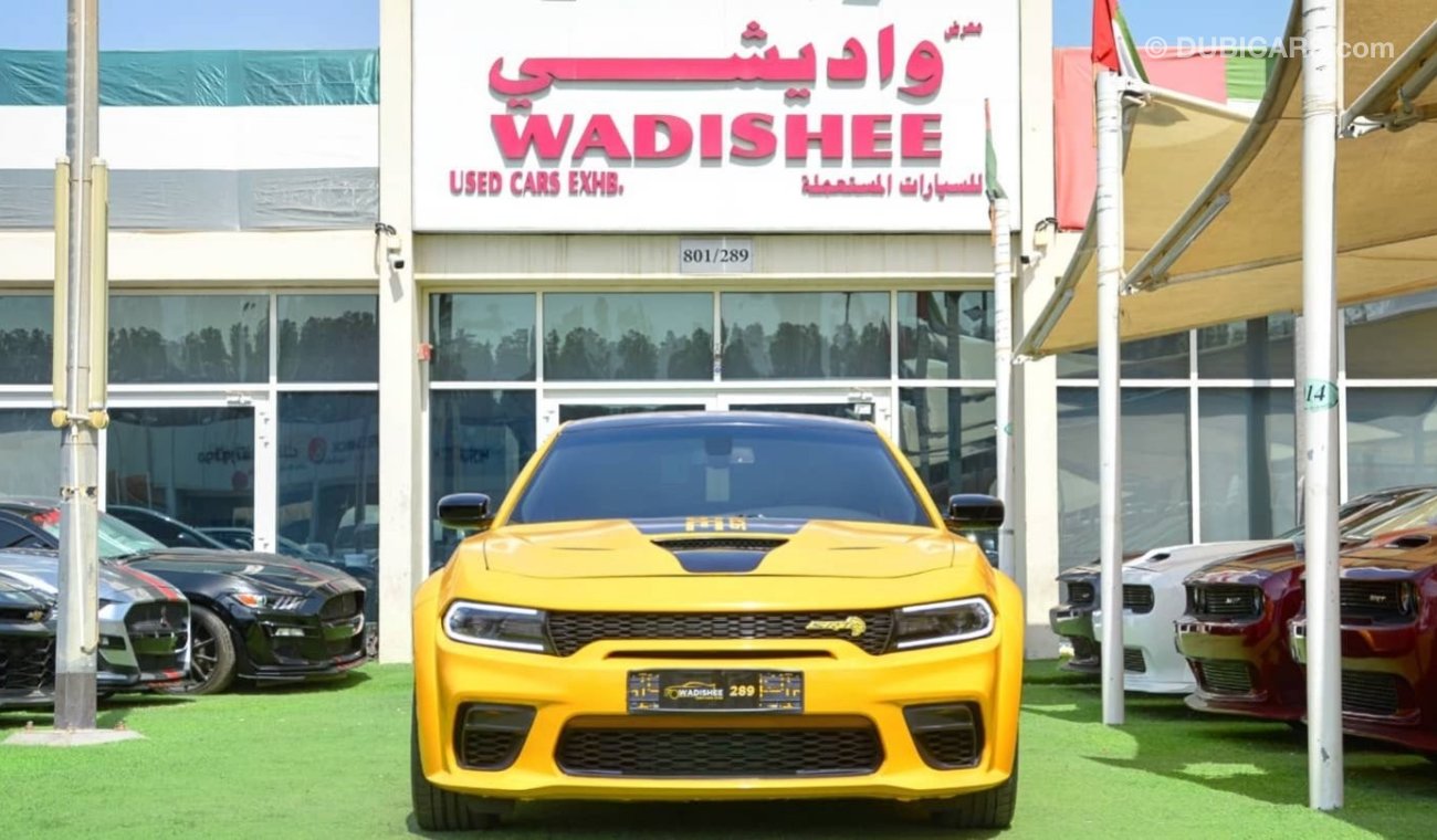 دودج تشارجر Dodge Charger R/T V8 5.7L 2018/ SRT Wide Body/ Cool Seats/ Leather Interior/ Very Good Condition