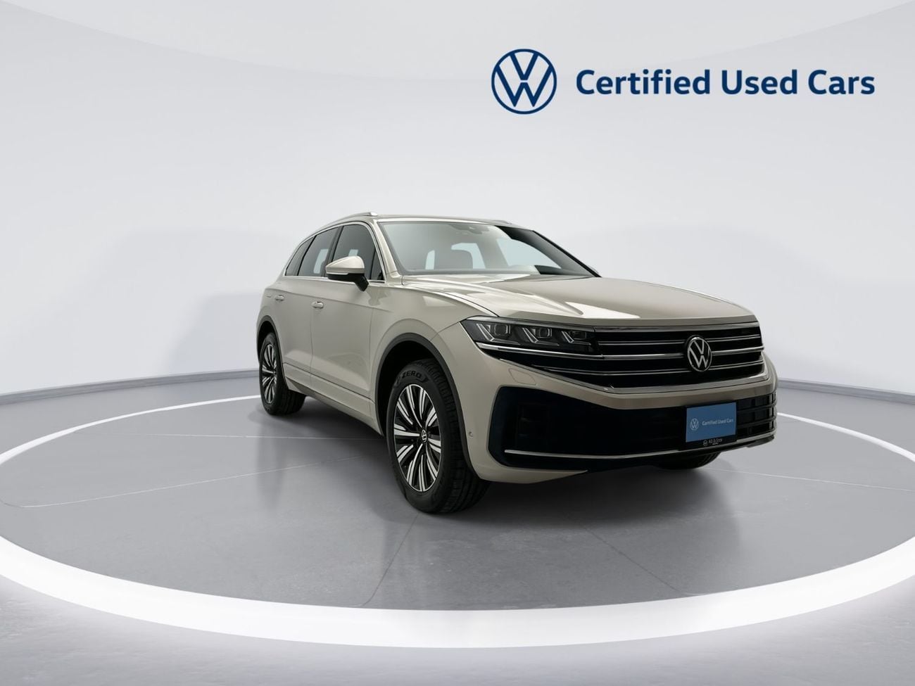 Volkswagen Touareg Touareg Elegance - Tirano (Ref#00479) - 39,100 AED SAVINGS from New Car