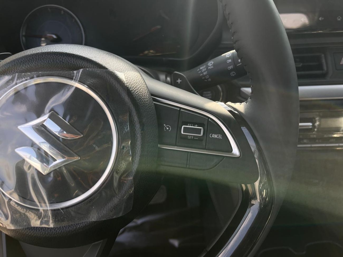 Suzuki Swift 1.2L 2026 double tone