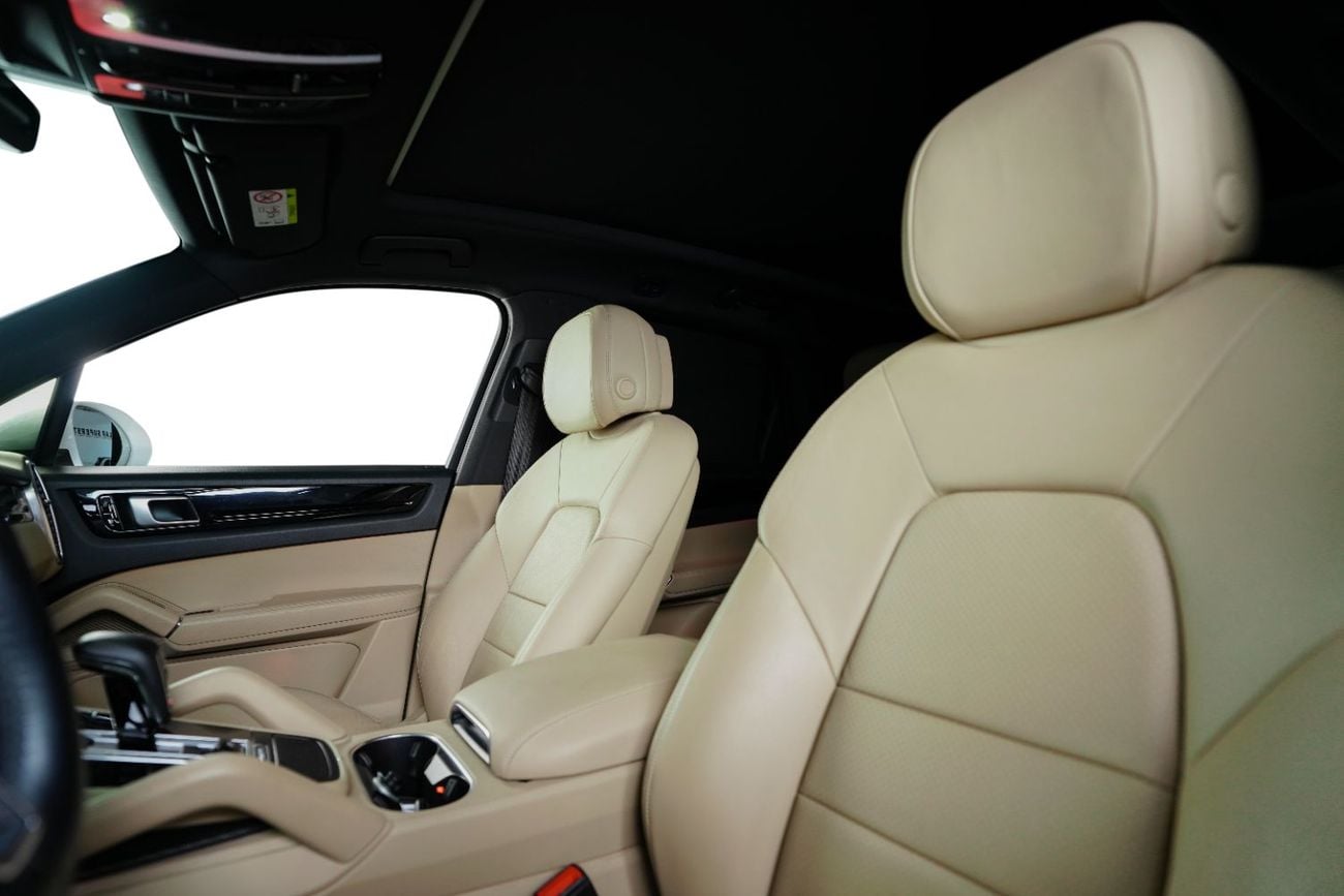 Porsche Cayenne STD GCC -well maintained- crono package