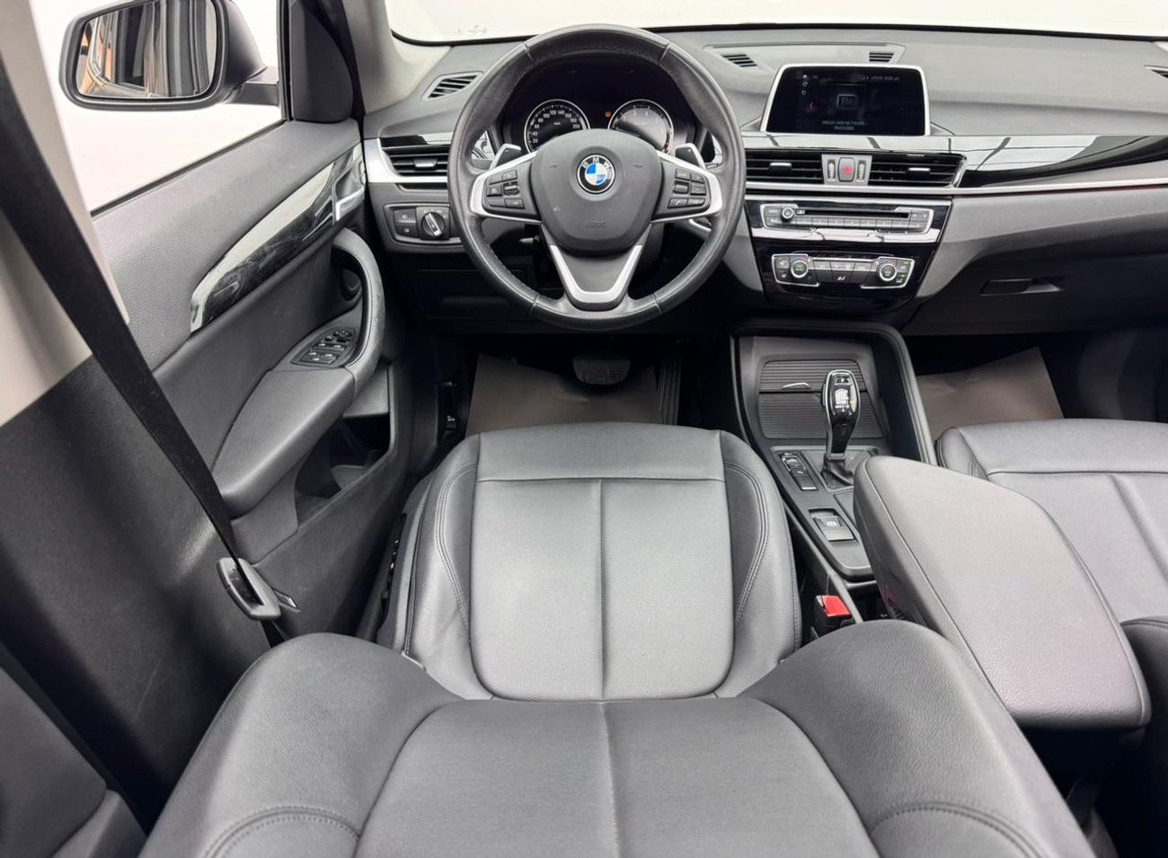 BMW X1 sDrive 20i 2.0L 2019 BMW X1 sDrive20i, Full Service History, 1 Year Warranty, GCC