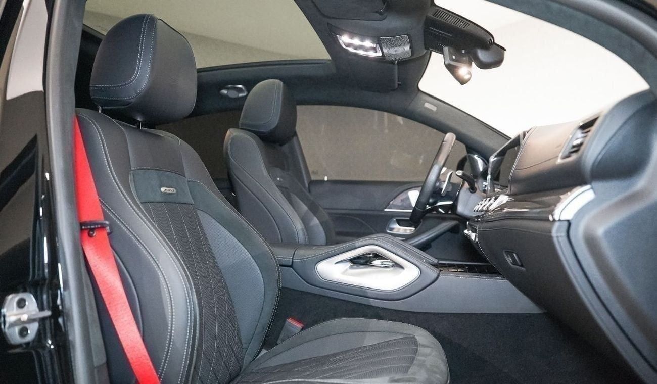 مرسيدس بنز GLE 63 S AMG كوبيه - AED 8,550 P/M - Warranty till 03/2027