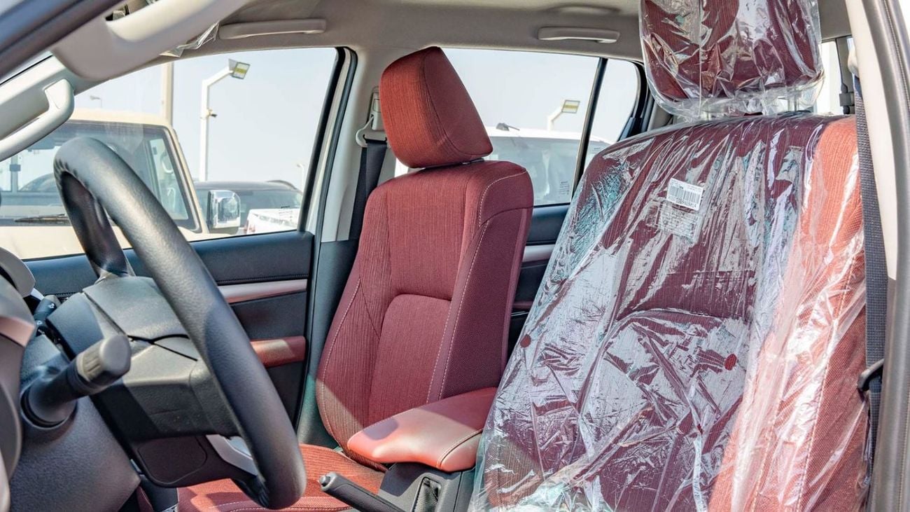 Toyota Hilux 2025 Toyota Hilux SR5 DC 4x4 2.7L Petrol AT (White)