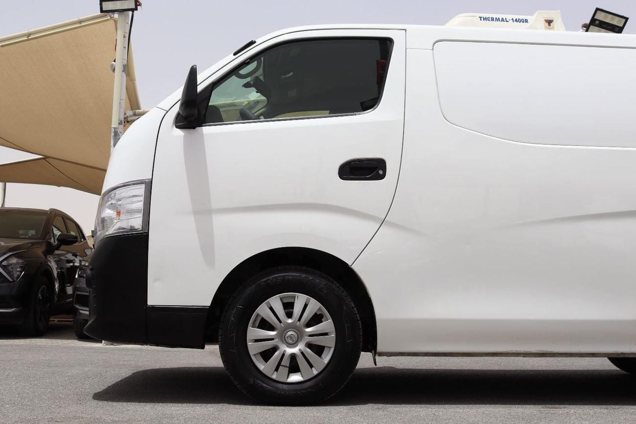 Nissan Urvan STD - CHILLER VAN