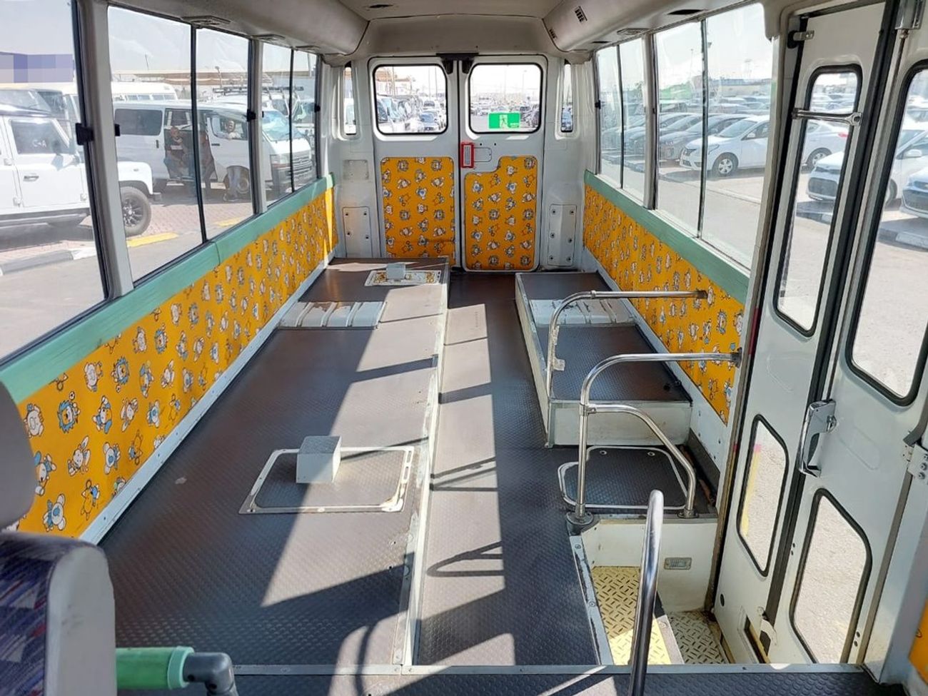 نيسان سيفيليان NISSAN CIVILIAN BUS RHD 2003 MODEL 4.1 L DIESEL AUTOMATIC(PM20305)